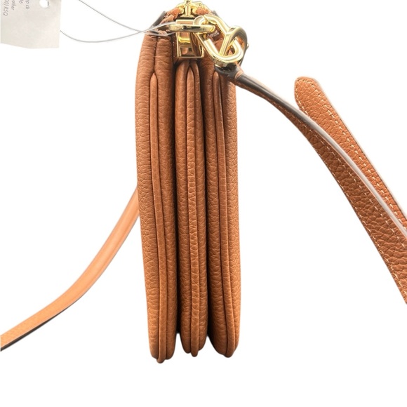 Kate Spade Kayla 3-Compartment Crossbody bag in warm gingerbread pebbled leather - Picture 4 of 11